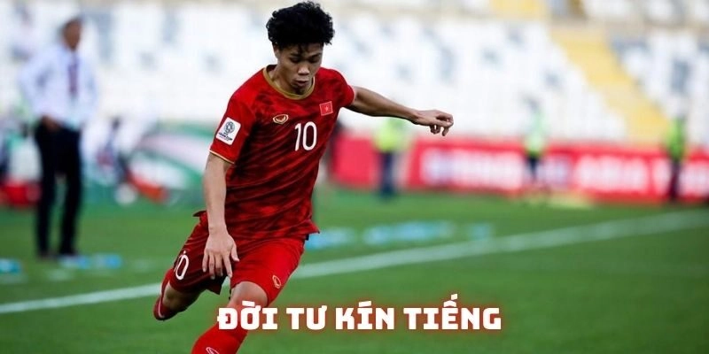 Đời tư kín tiếng của chàng trai xứ Nghệ